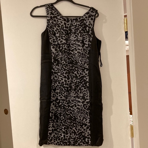 Sexy silk dress never worn! - Picture 1 of 4